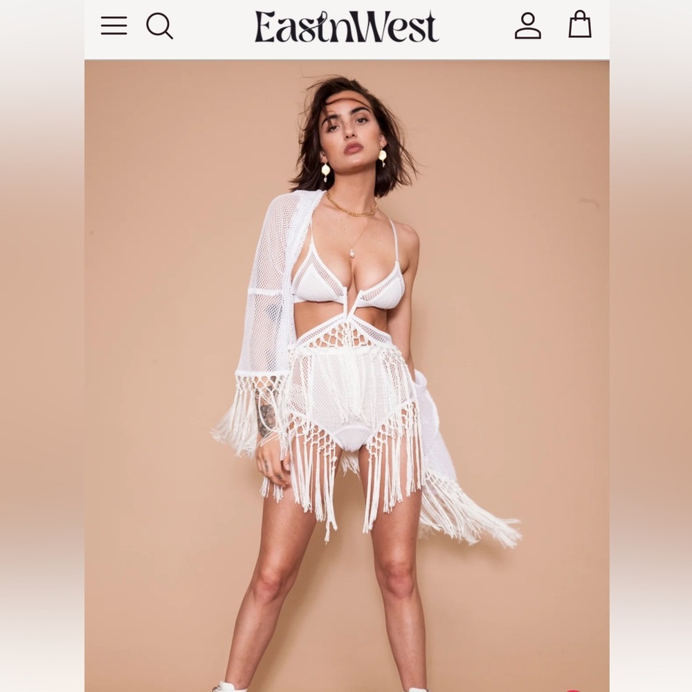 EastnWest Label Verona Set